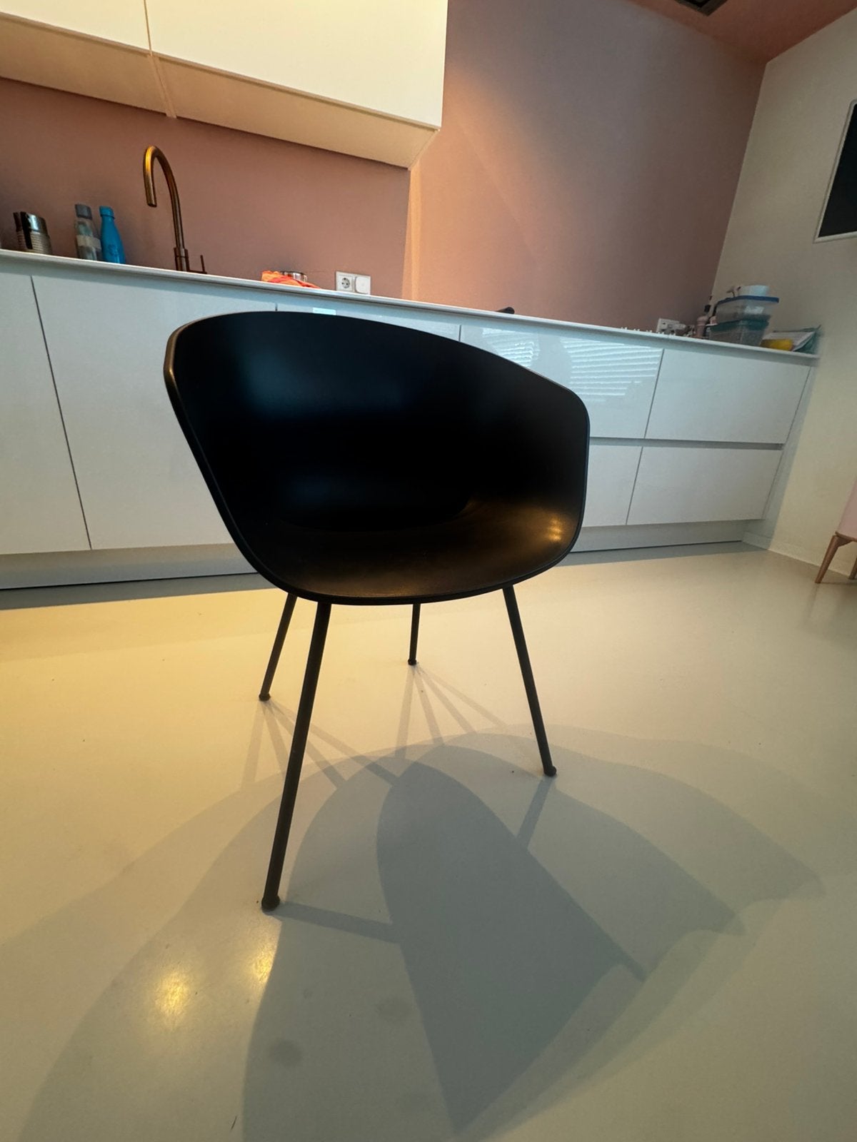 Hay | About a chair zwart 4x, Huis en Inrichting, Stoelen, Ophalen, Kunststof, Gebruikt, Zwart