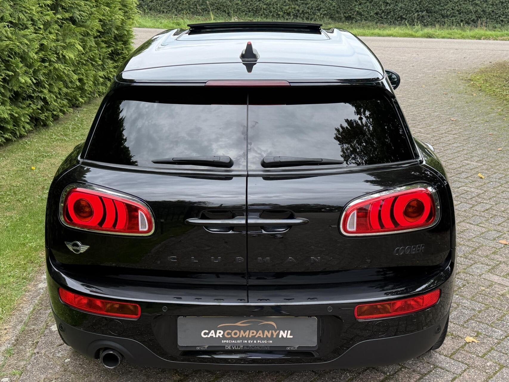 Mini Clubman Cooper| AUT|Black- on- black|Pano dak|H/K Audio, 136 pk, Gebruikt, Met garantie (alle), Leder en Stof