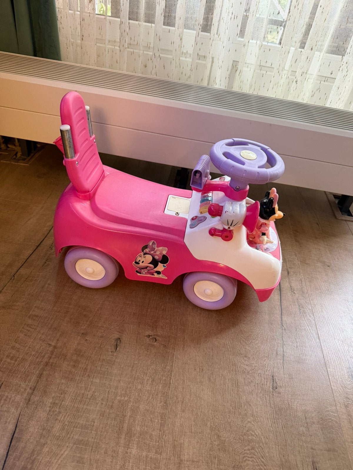 Minnie Mouse 4-in-1 loopauto met schommel, Ophalen, Zo goed als nieuw