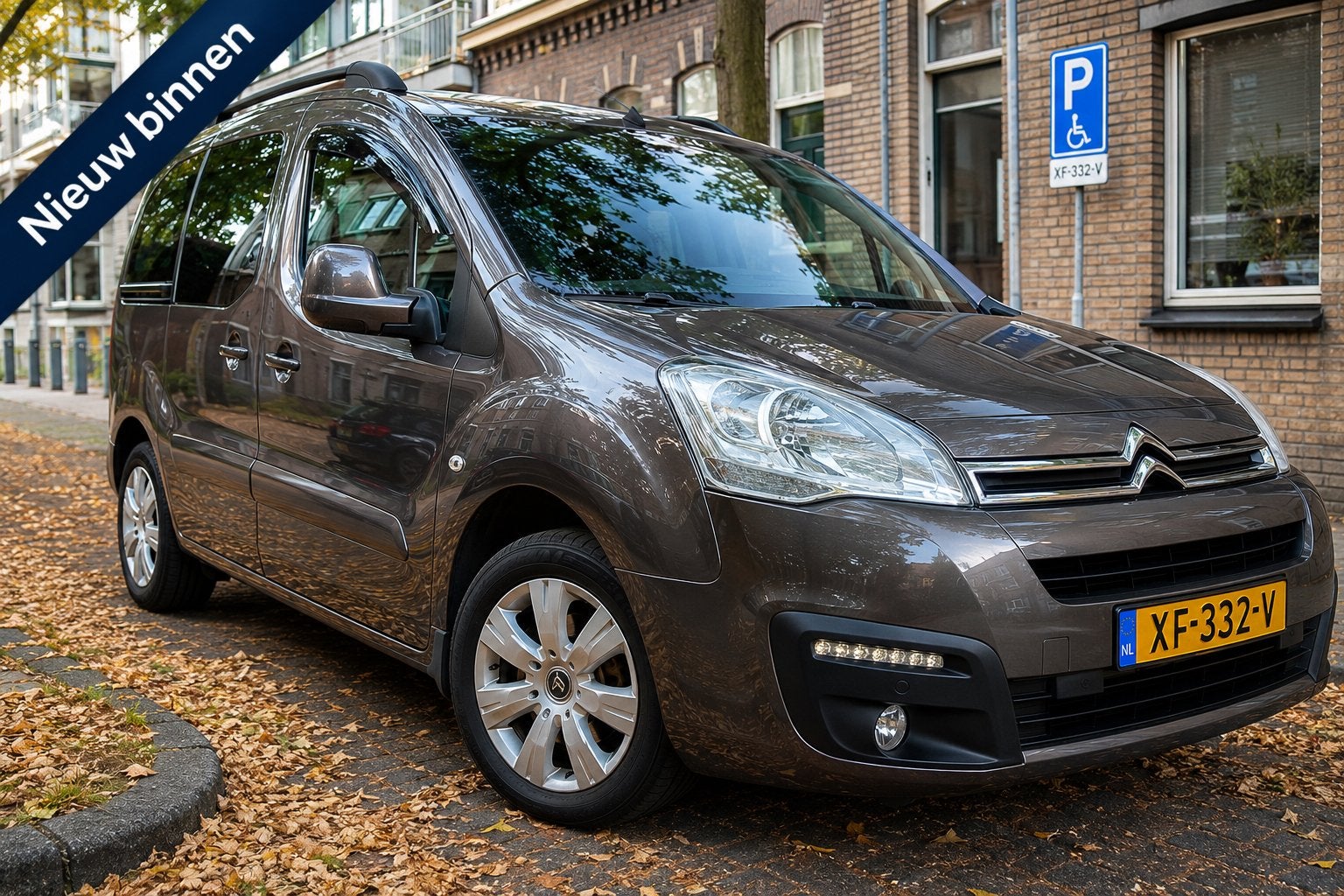 Citroën Berlingo 1.2 PureTech 110pk Feel, Auto's, Voorwielaandrijving, Stof, 1199 cc, Berlingo