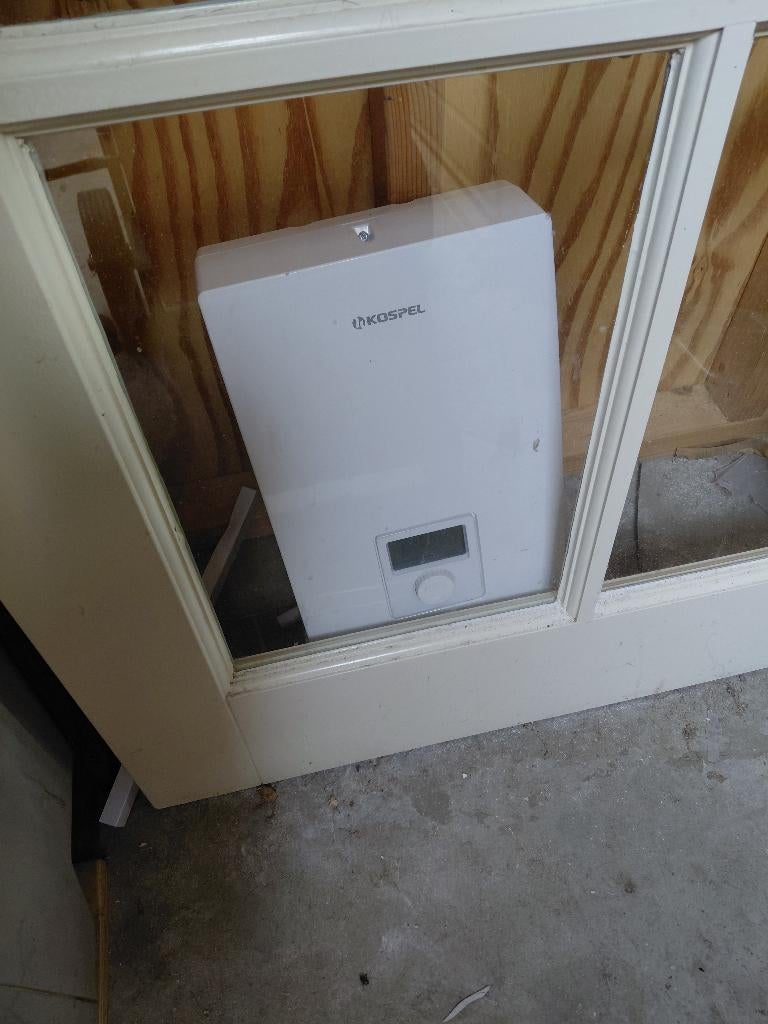 Doorstroomboiler, Doe-het-zelf en Verbouw, Geisers en Boilers, Minder dan 20 liter, Boiler, Ophalen of Verzenden, Minder dan 3 jaar oud