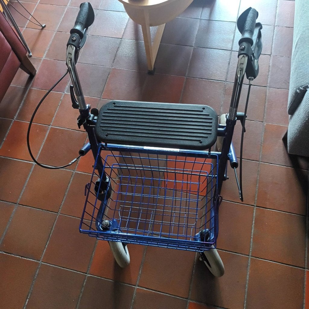 Rolator, Diversen, Ophalen, Opvouwbaar, Zo goed als nieuw