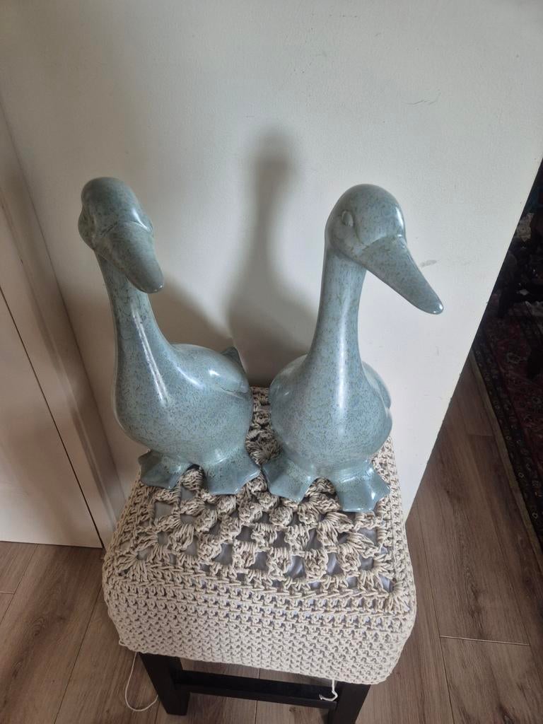2 mooie tuin/ ganzen  hemel blauw, Verzamelen, Beelden en Beeldjes, Ophalen, Zo goed als nieuw, Dier