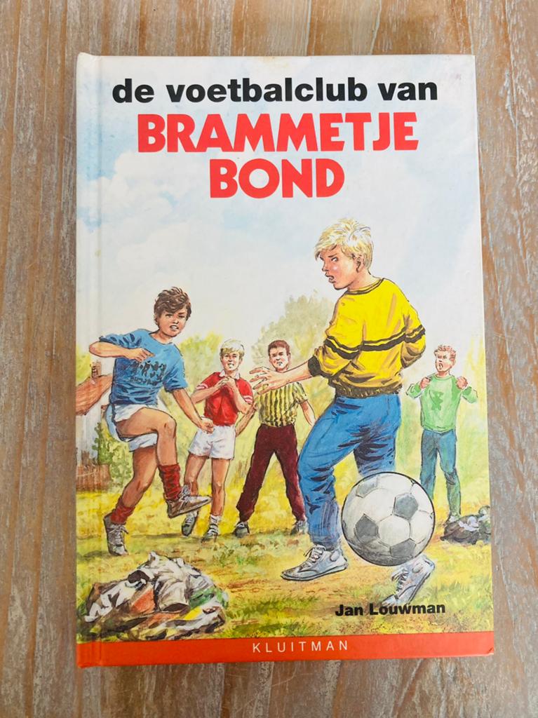 J. Louwman - De voetbalclub van Brammetje Bond, Boeken, Ophalen of Verzenden, Zo goed als nieuw, J. Louwman, Fictie algemeen