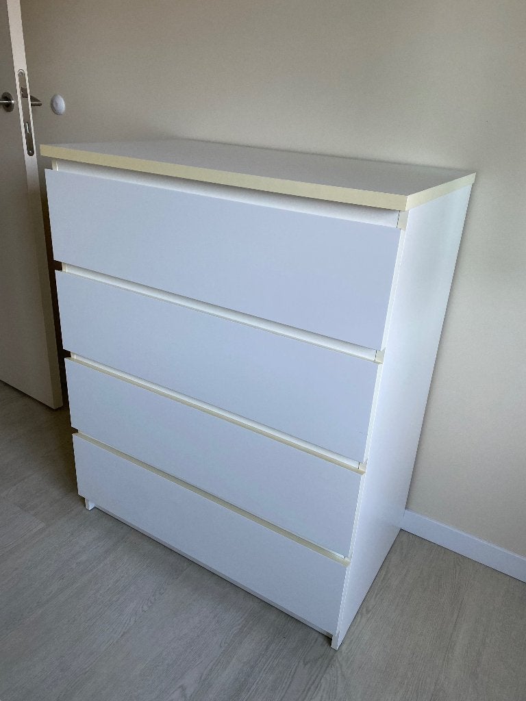 Witte malm ladekast van ikea met 4 lades, Huis en Inrichting, Ophalen, 5 laden of meer, 50 tot 100 cm, Minder dan 100 cm