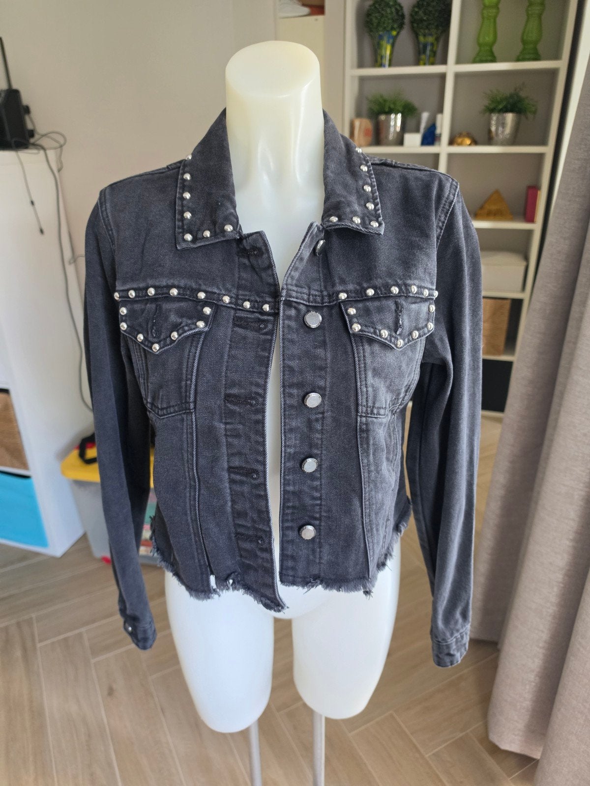 amisu spijkerjasje zwart met studs maat 38, Kleding | Dames, Maat 38/40 (M), Zwart, Ophalen of Verzenden, Zo goed als nieuw