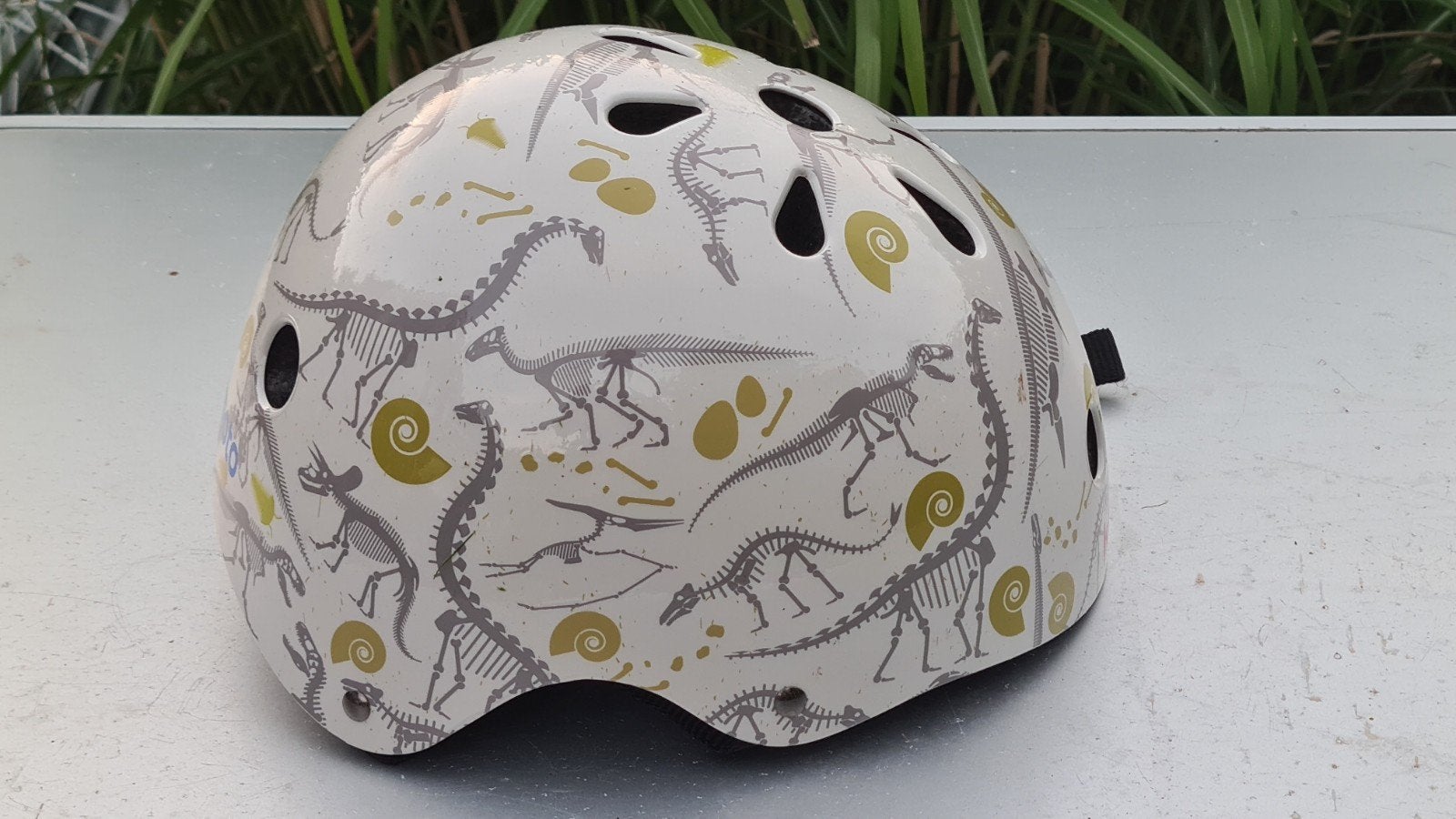 Kiddimoto Fietshelm Dino Skeletten - Maat S (4-5jr), Gebruikt, Jongen of Meisje, Ophalen, S