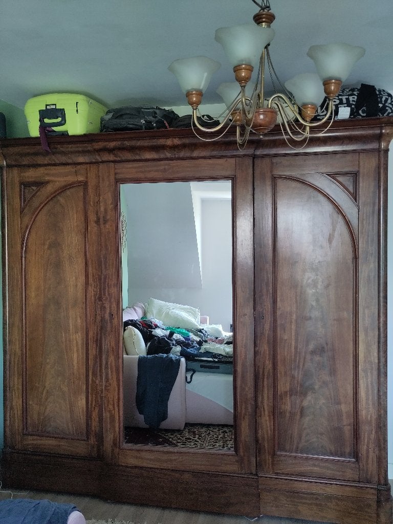 Donker bruine houten kast, Huis en Inrichting, Ophalen, Gebruikt, 200 cm of meer, Victoriaanse kast