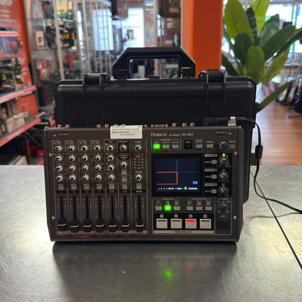 Roland VR-3EX All-in-one AV Mixer | Nette staat, Roland, Zo goed als nieuw, Support@roland.com, 10910 Culver Blvd
Culver City, CA 90230
USA