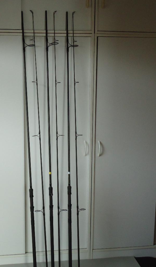 3 x WYCHWOOD & 3 x DAIWA EMKAST PLUS, Ophalen, Gebruikt, Complete set