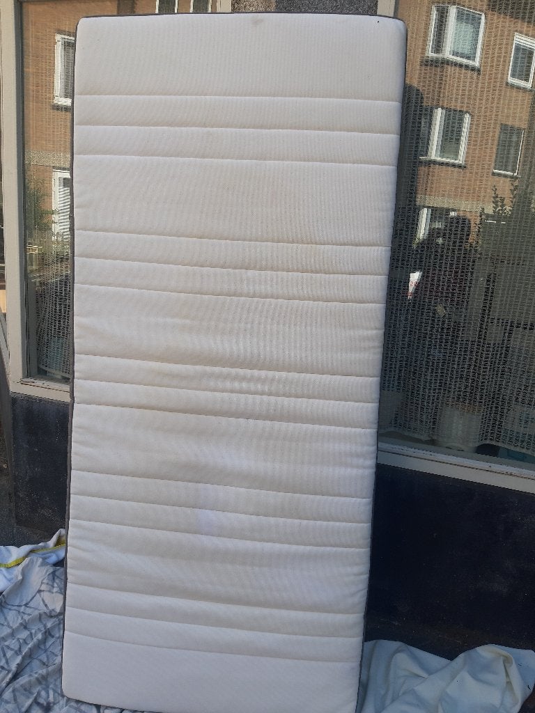 Ikea Regulier Morgedal  wit/grijs matras met afneembare hoes, Ophalen, 90 cm, Eenpersoons, Zo goed als nieuw