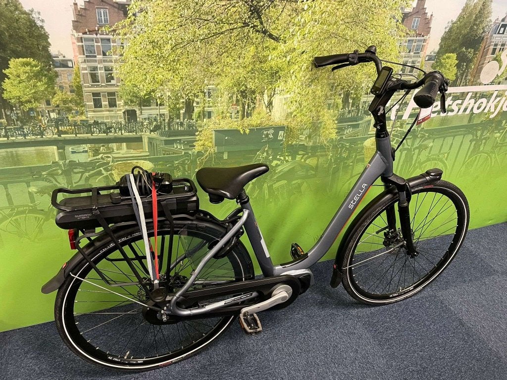 Fietshokje Raaks: Stella Livorno Mid-Motor ebike 55 cm, Niet ingevuld, Niet ingevuld, Ophalen of Verzenden, Zo goed als nieuw