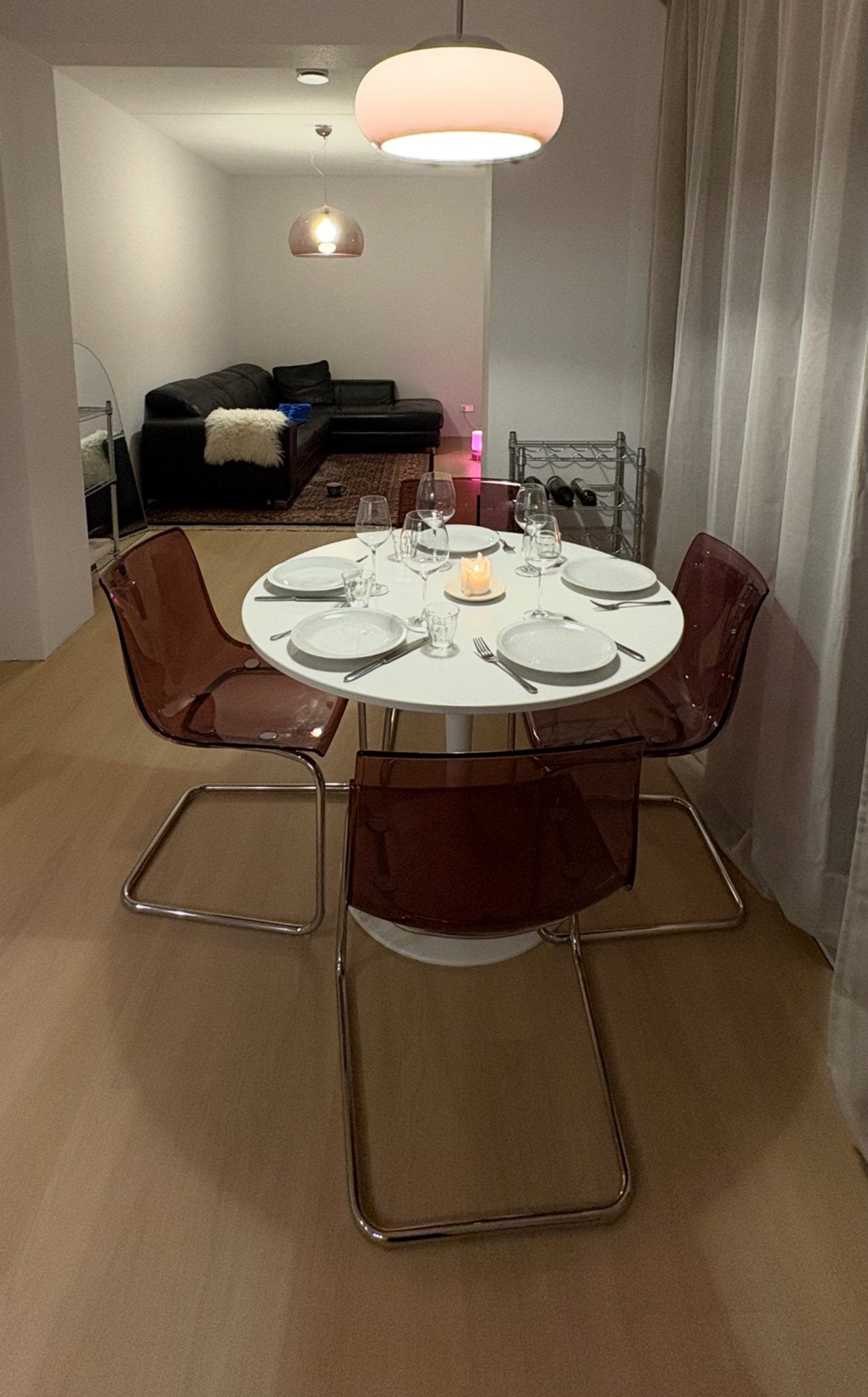 Ikea Docksta eettafel - Rond en wit, Ophalen, Kunststof, Gebruikt, 100 tot 150 cm