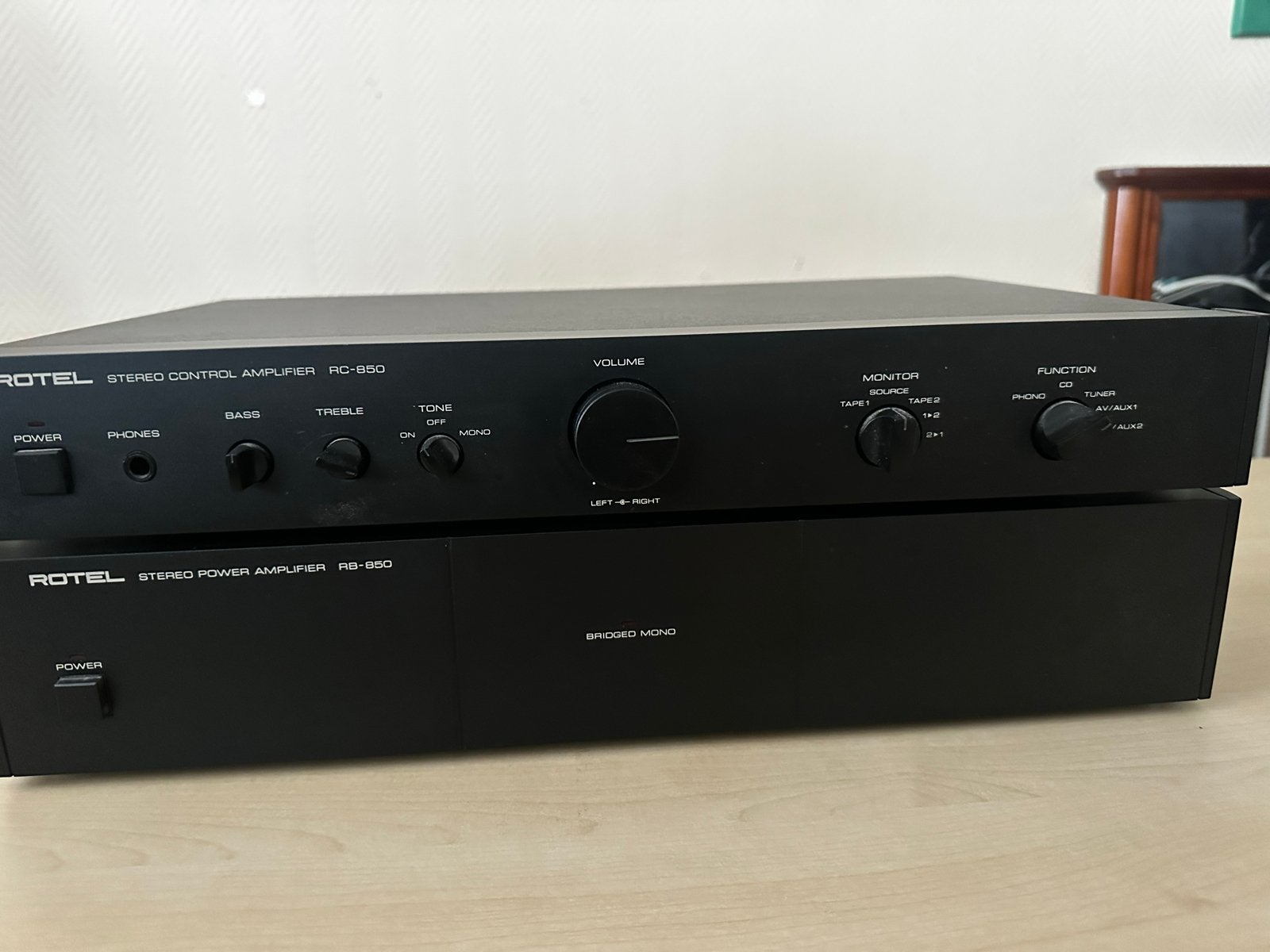 Rotel RC-850 Voorversterker & RB-850 Eindversterker, Overige merken, Gebruikt, Ophalen of Verzenden, 60 tot 120 watt