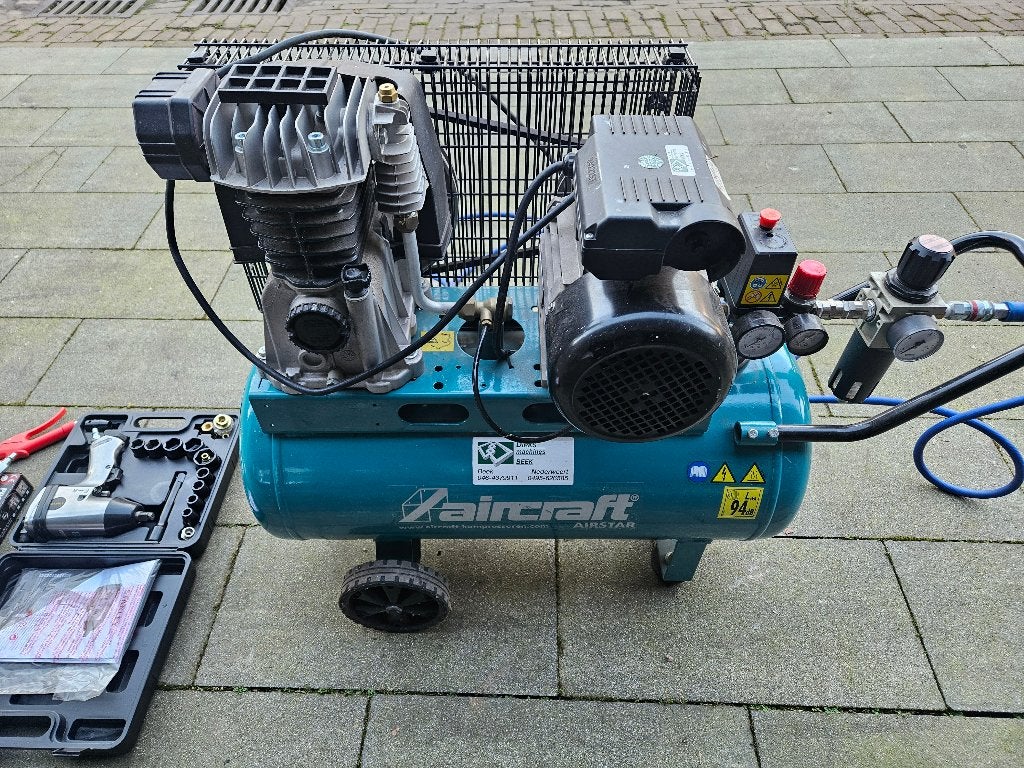 compressor, Minder dan 25 liter, Ophalen of Verzenden, Zo goed als nieuw, Minder dan 200 liter/min