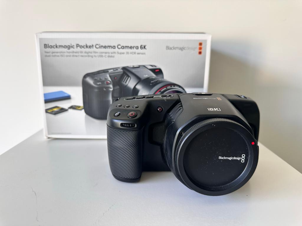 Blackmagic Pocket Cinema Camera 6K incl. accessoires, Ophalen of Verzenden, Overige soorten, Camera