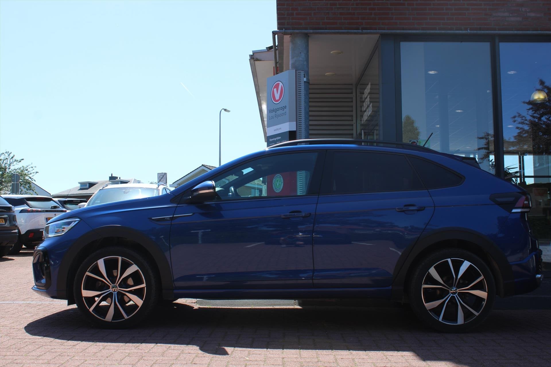 VOLKSWAGEN Taigo 1.5 TSI Aut. *R-Line* | Trekhaak | Virtueel, Auto's, Stof, 4 cilinders, 150 pk, Blauw