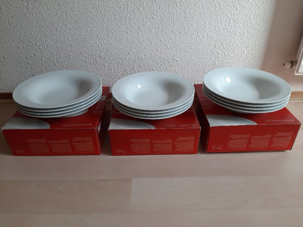 Nieuw Arzberg Diepe Borden, diameter 24cm, Nieuw, Ophalen of Verzenden, Bord(en), Overige stijlen
