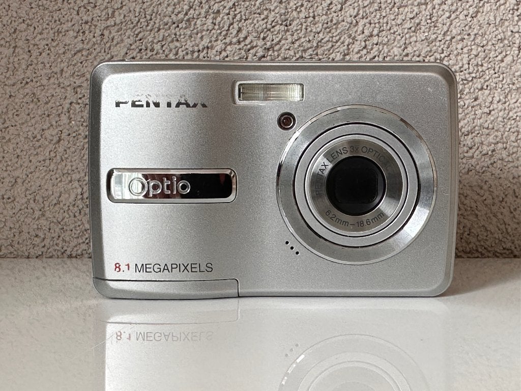Mooie Pentax Optio E40 met 4GB SD-kaart, 8 megapixels, Ingebouwde flitser, Ophalen of Verzenden, Zo goed als nieuw
