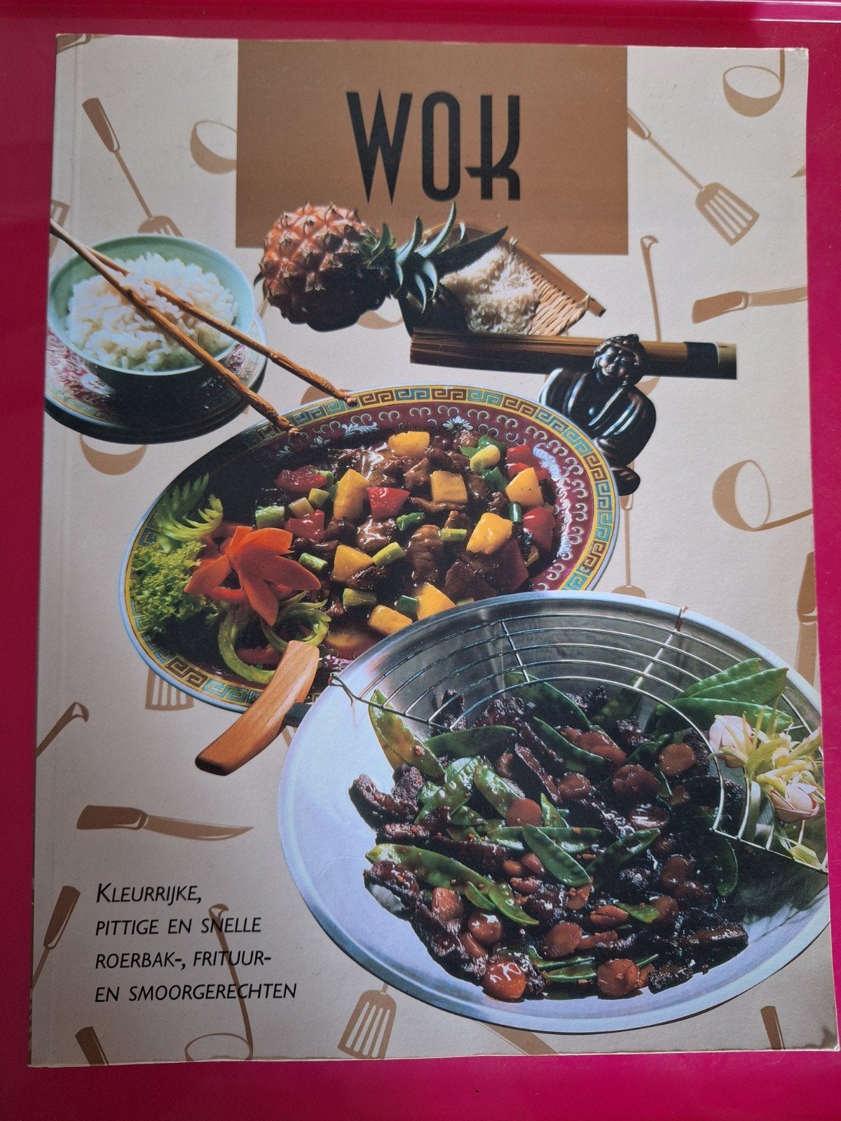 Wok kookboek: Oosterse gerechten en meer dan 40 recepten, Azië en Oosters, Hoofdgerechten, Ophalen, Onbekend