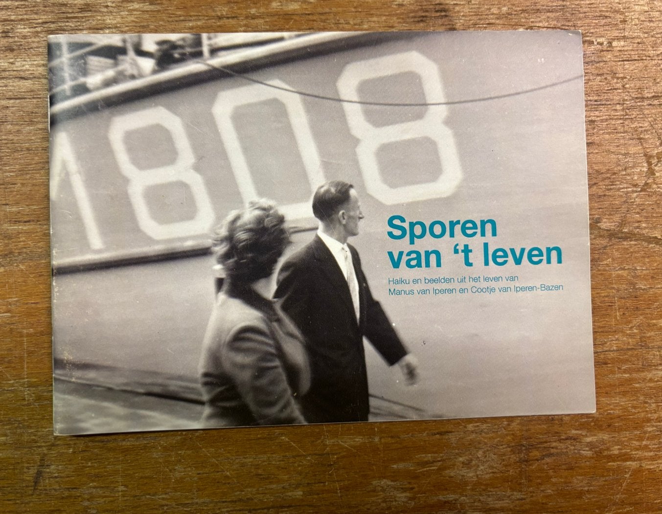 Sporen van 't leven - Haiku en beelden, Ophalen of Verzenden, Gelezen, Nederland