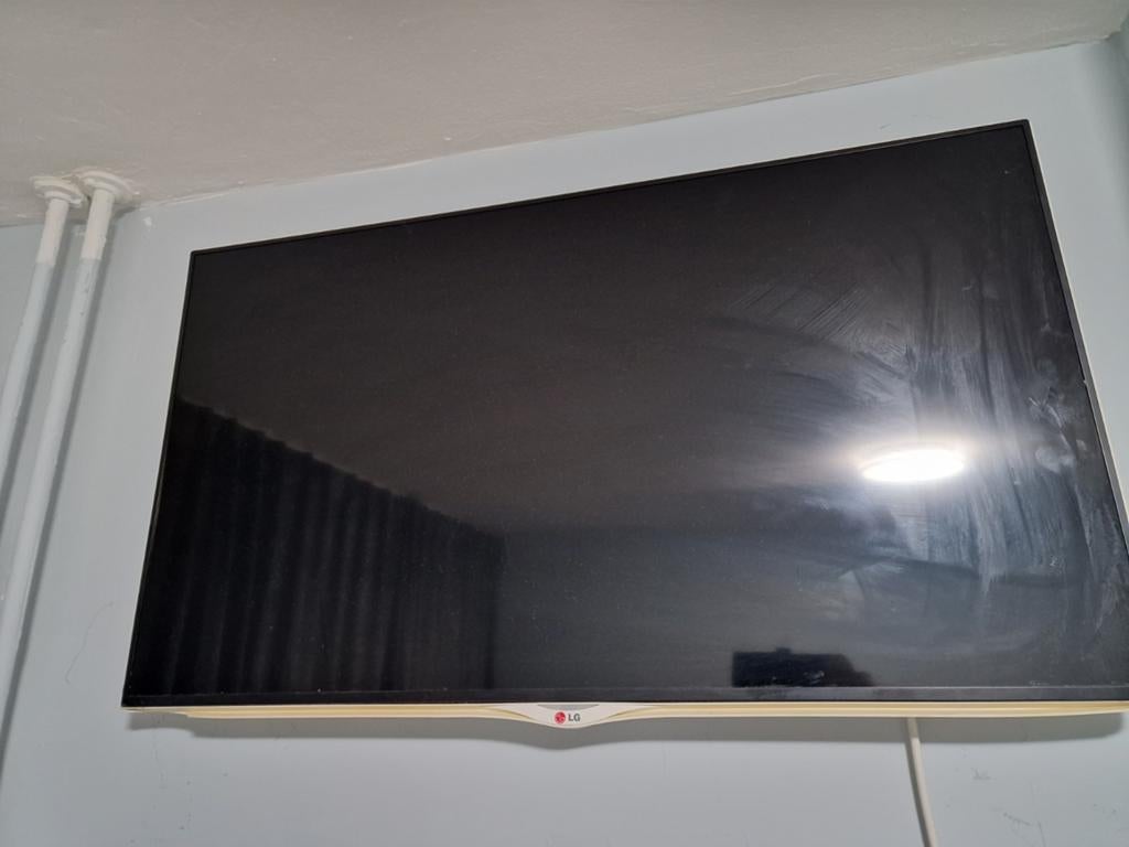LG tv  32 inch smart, Ophalen of Verzenden