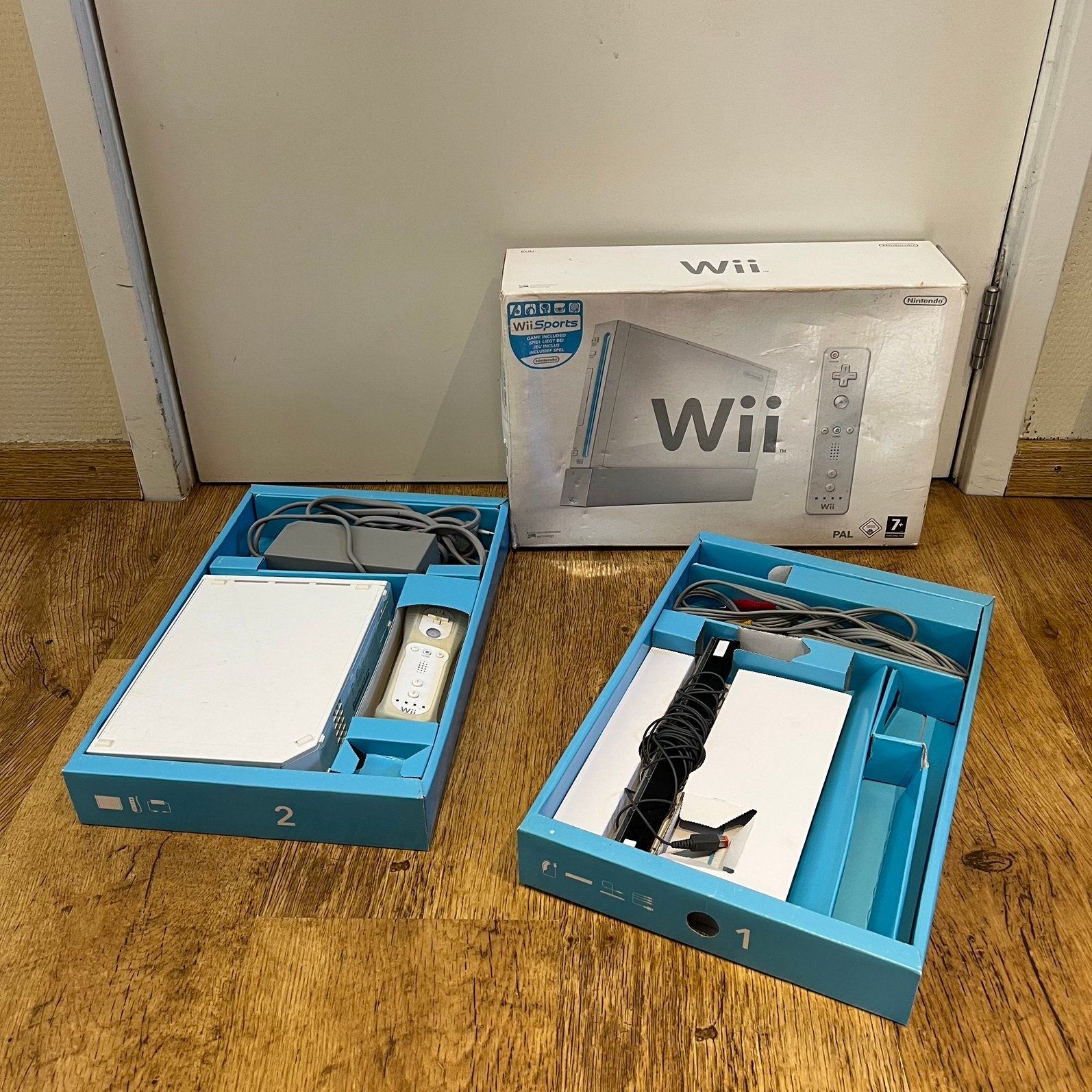 Complete Nintendo Wii met Doos, Spelcomputers en Games, Ophalen of Verzenden, Gebruikt, Met 1 controller