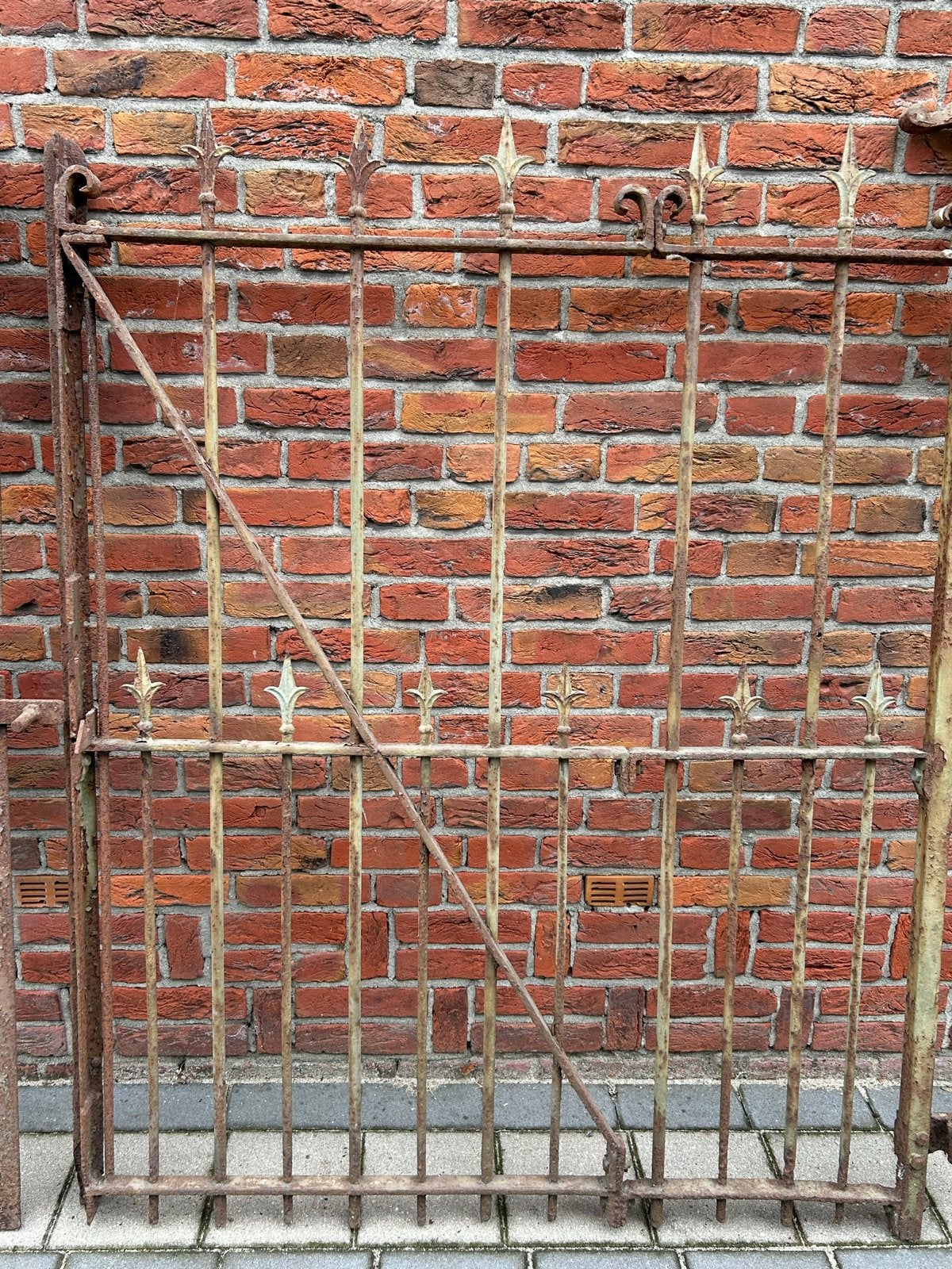 Antieke smeedijzeren poort/hekwerk, Ophalen, Gebruikt