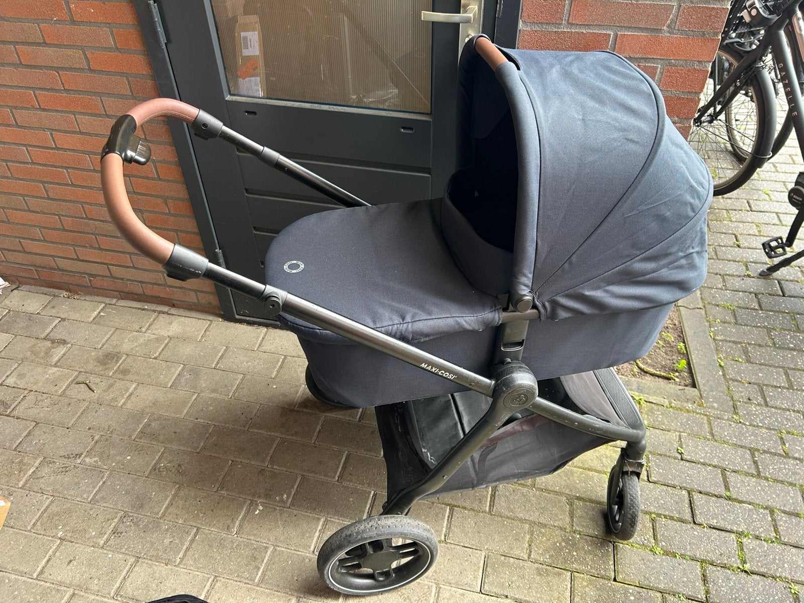 Maxi cosi street + kinderwagen, Ophalen, Gebruikt, Verstelbare duwstang, Combiwagen