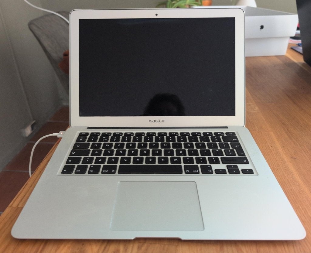 MacBook Air 13 inch 2015 – 1,64 GHz i5