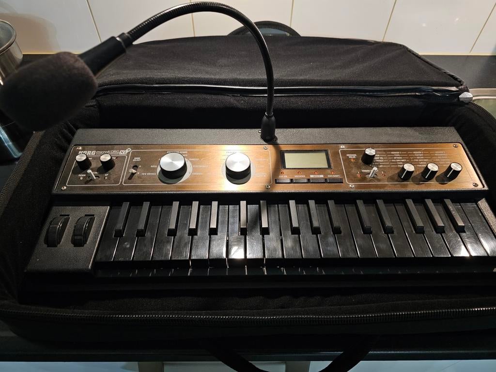 Korg microKORG XL+ Bronze Edition Synthesizer, Muziek en Instrumenten, Keyboards, Korg, Ophalen