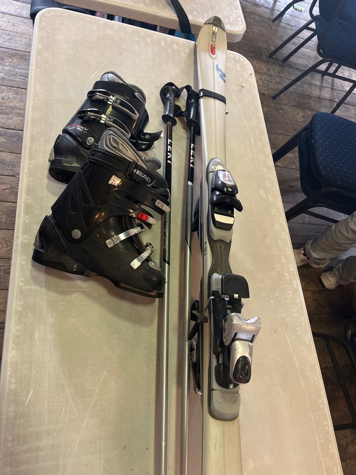 Complete ski set: Head schoenen, Nordica ski's, Leki stokken, Sport en Fitness, Gebruikt, Ophalen of Verzenden, Nordica, Skiën