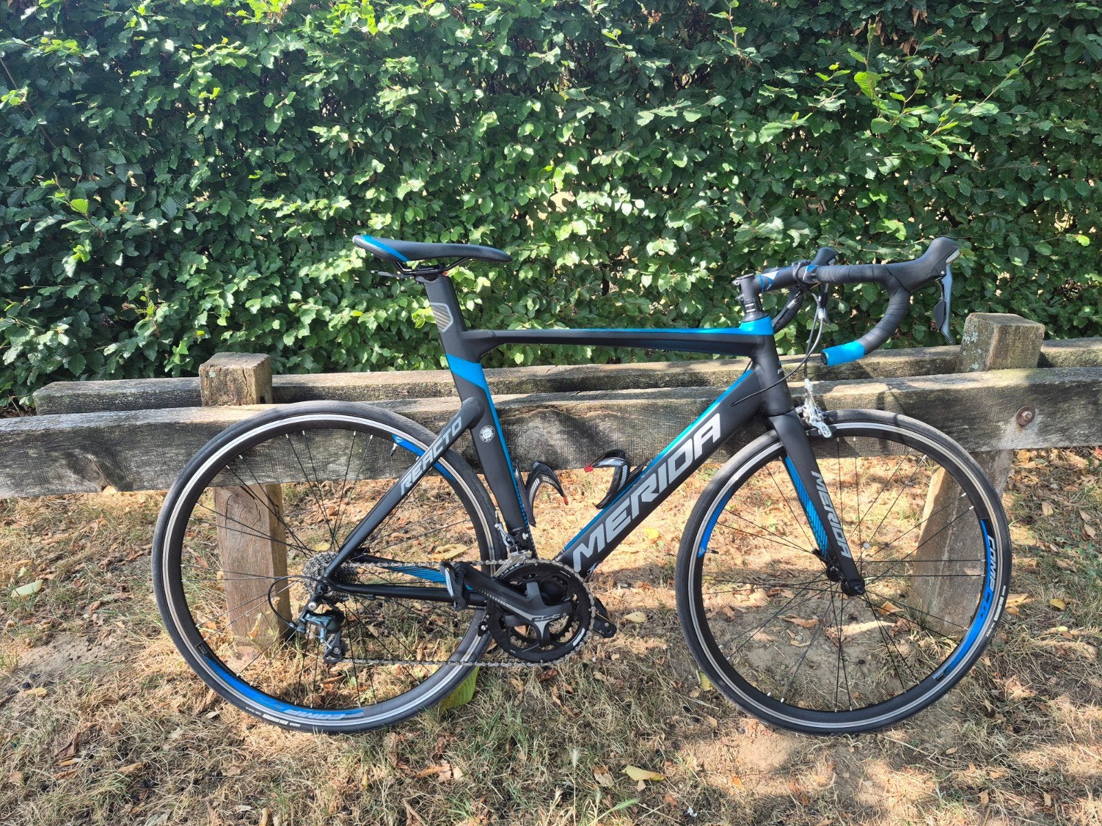 Merida Reacto 300 racefiets - Zwart/Blauw, 28 inch, Velgrem, Aluminium, Zo goed als nieuw