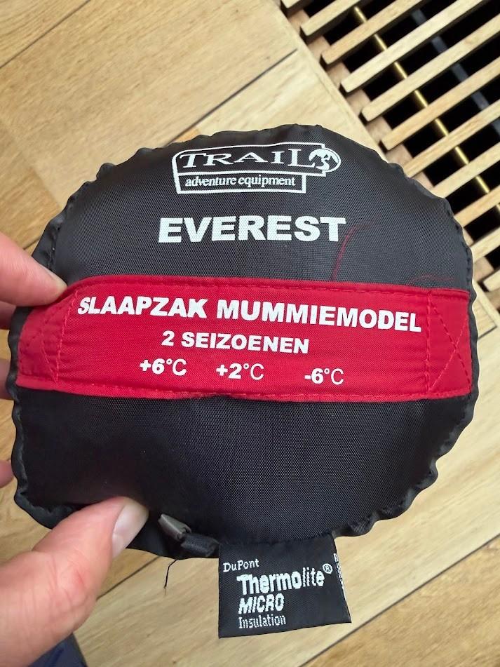 Trail Everest Mummie Slaapzak 2 Seizoenen - Thermolite, Caravans en Kamperen, Slaapzakken, Ophalen of Verzenden, Zo goed als nieuw