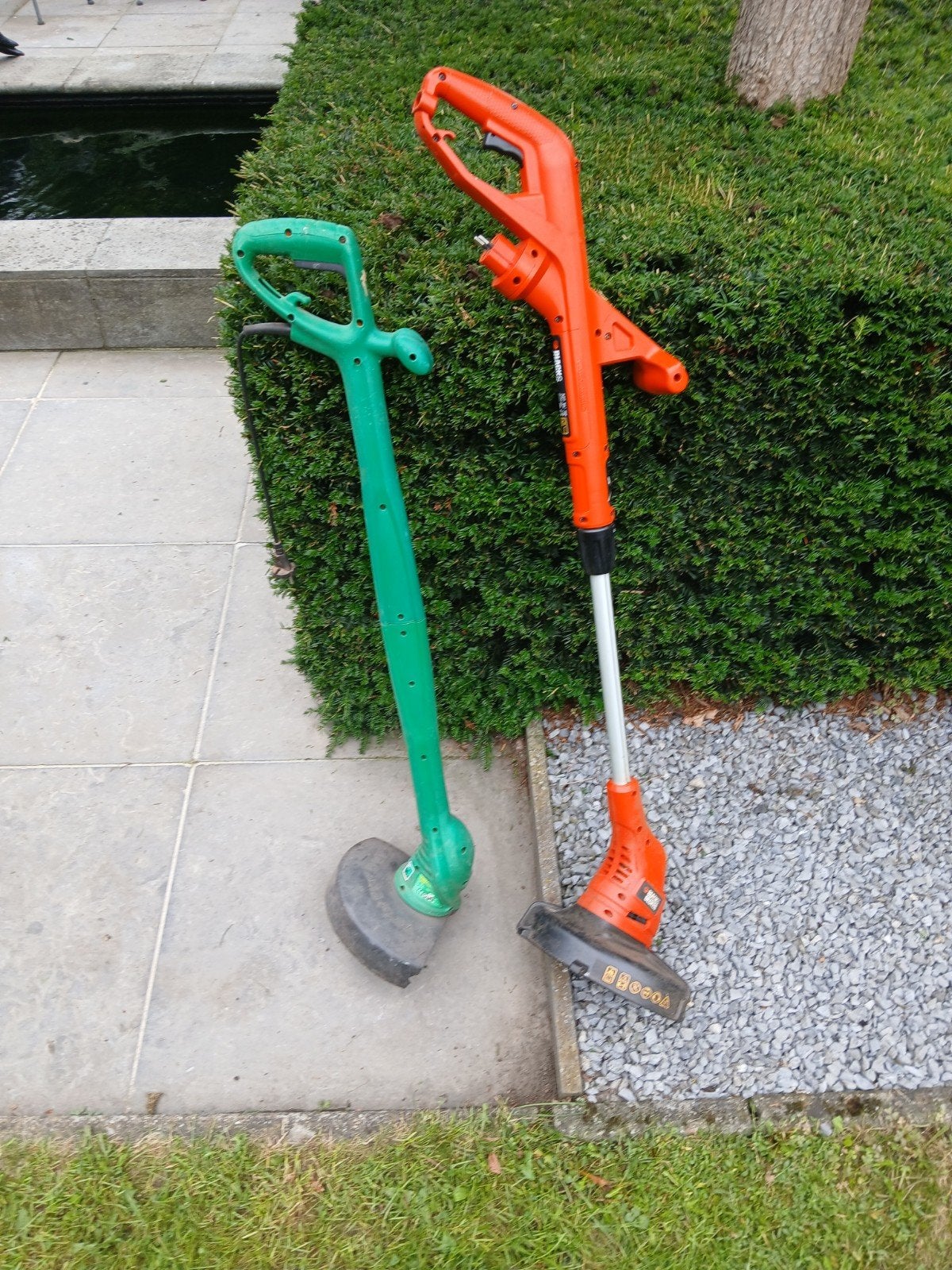 2 kantenmaaiers: Black & Decker en Trimma, Ophalen, Gebruikt, Elektrisch, Black & Decker, Trimma