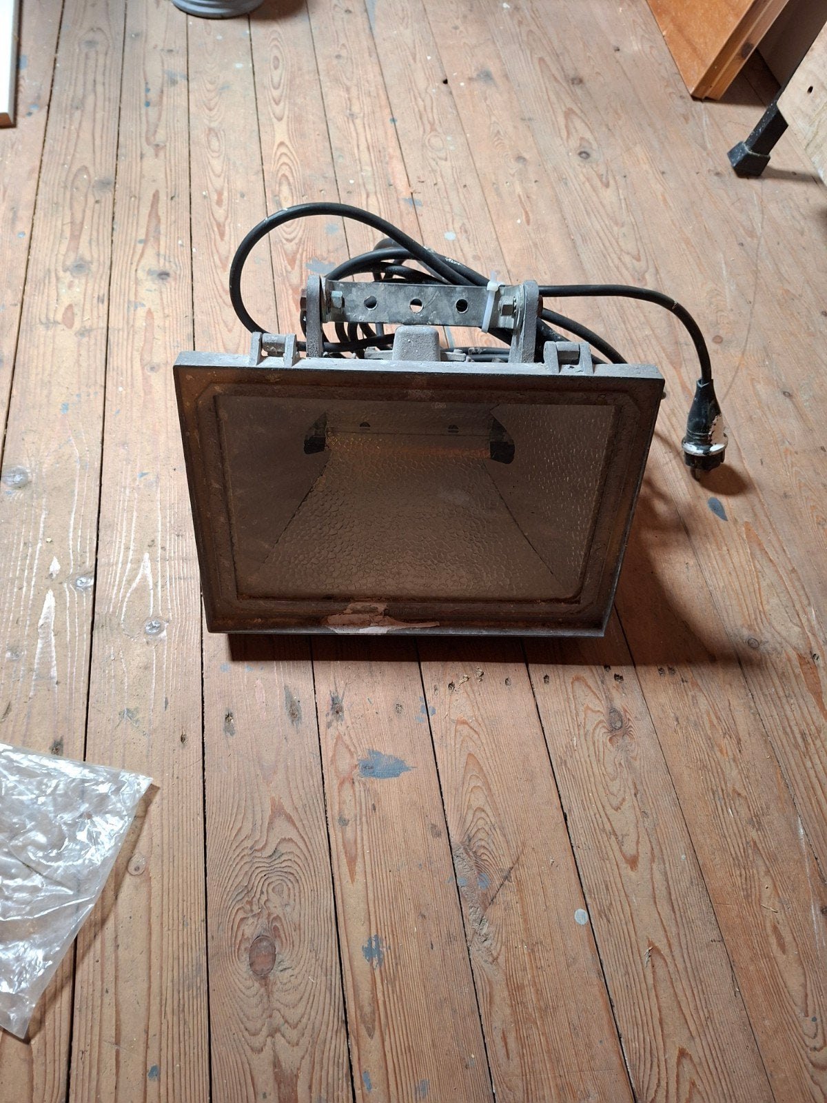 Bouwlamp 1000 watt, Ophalen, Gebruikt, 500 watt of meer, Lamp met armatuur