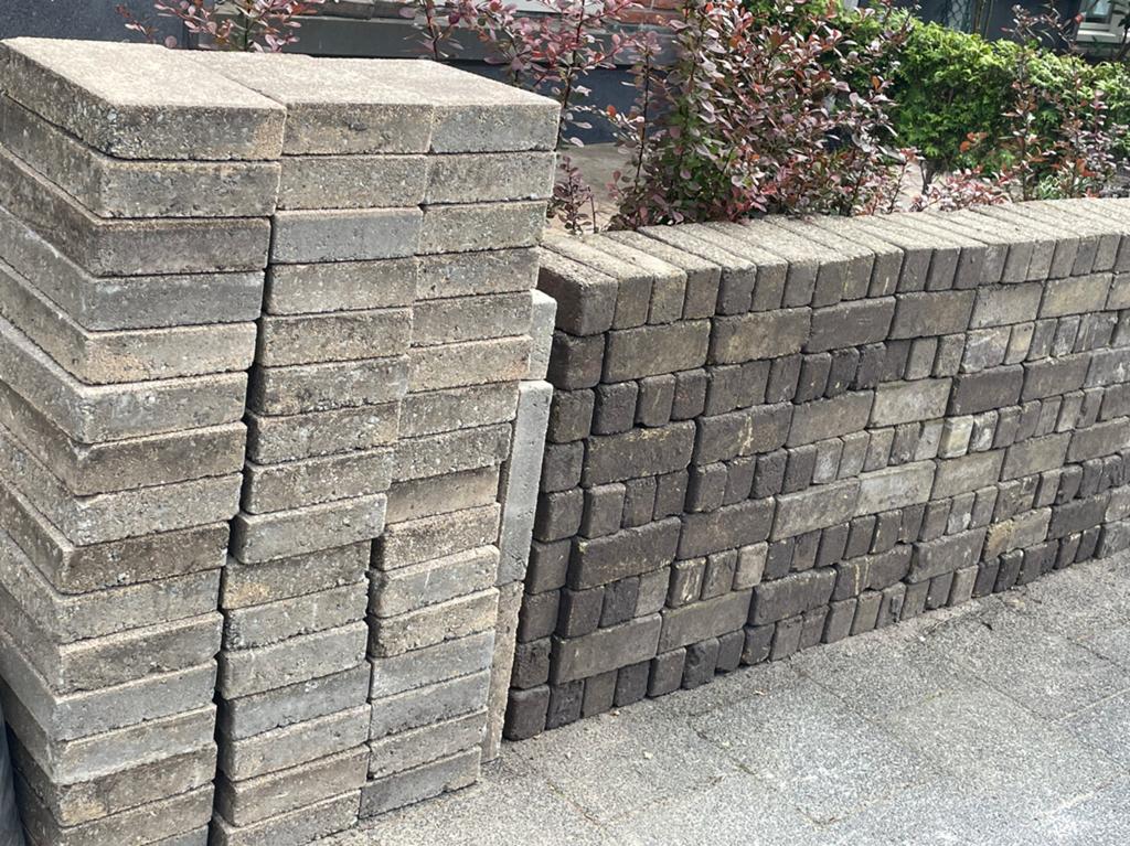 Tegels + klinkers, Ophalen of Verzenden, Zo goed als nieuw, Beton, Klinkers