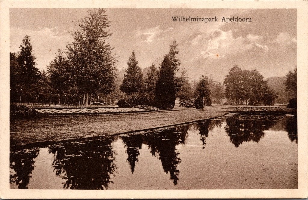 Apeldoorn Wilhelminapark - 9 oude ansichtkaarten, Ophalen of Verzenden, Voor 1920, Gelopen, Gelderland