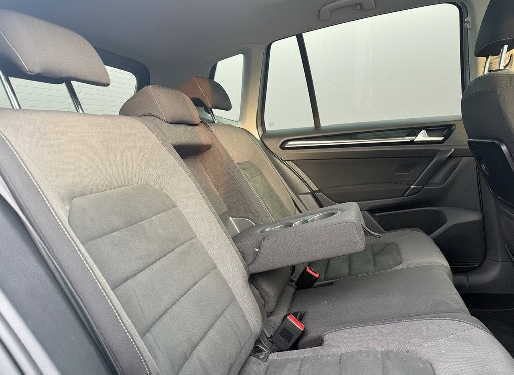 Volkswagen Golf Sportsvan 1.5 TSi 150pk ACT Highline DSG Aut, Auto's, Euro 6, 4 cilinders, 150 pk, Alcantara
