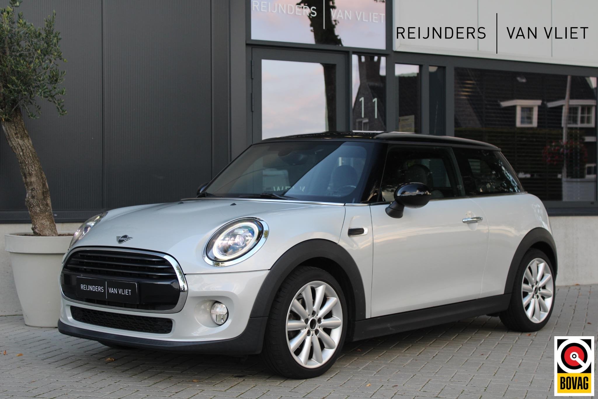 MINI Cooper 1.5 Chili | Zwart Dak | Led koplampen | Union Ja, Auto's, Voorwielaandrijving, 12 maanden, 136 pk, Gebruikt