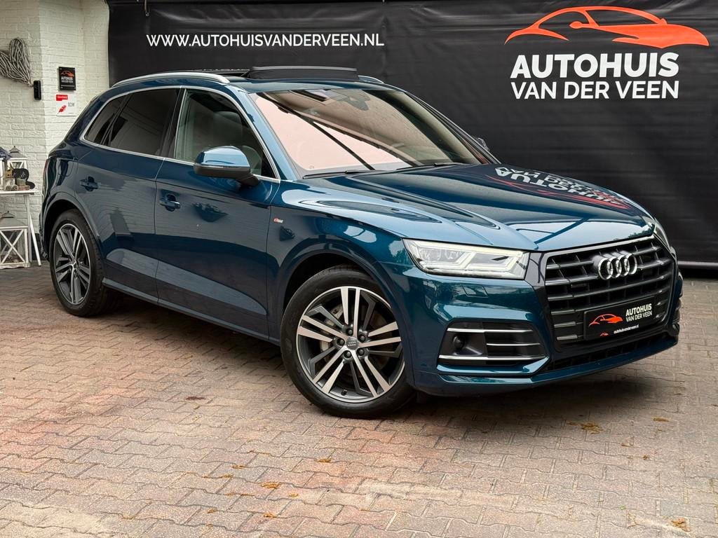 Audi Q5 55 TFSI e quattro Competion S Line, Pano/ACC/HUB/Cam, Automaat, 2005 kg, 4 cilinders, Blauw