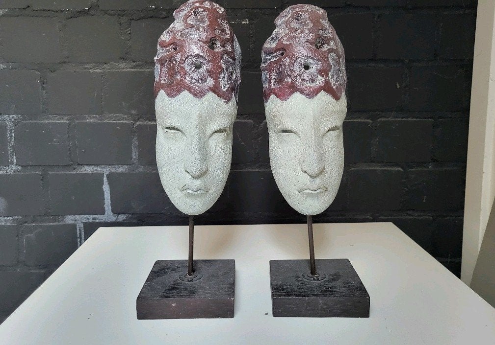Abstracte sculpturen, set van 2, Ophalen, 20 - 50 cm, Steen of Keramiek, Beeld