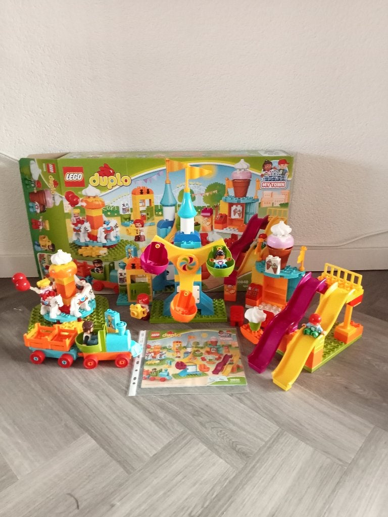 Lego Duplo 10840 Big Fair, Kinderen en Baby's, Speelgoed | Duplo en Lego, Ophalen of Verzenden, Zo goed als nieuw, Duplo, Compleet