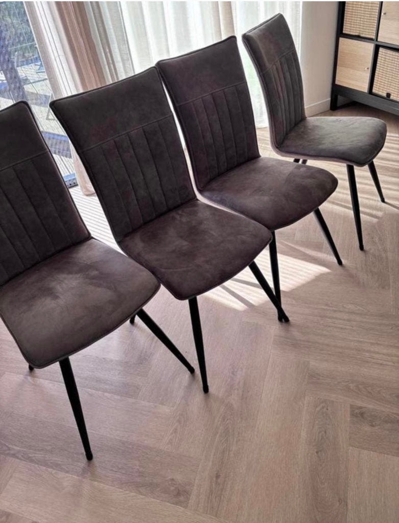Eetkamerstoelen 4 stuks taupe, Huis en Inrichting, Stoelen, Ophalen, Zo goed als nieuw, Overige kleuren, Vijf, Zes of meer stoelen