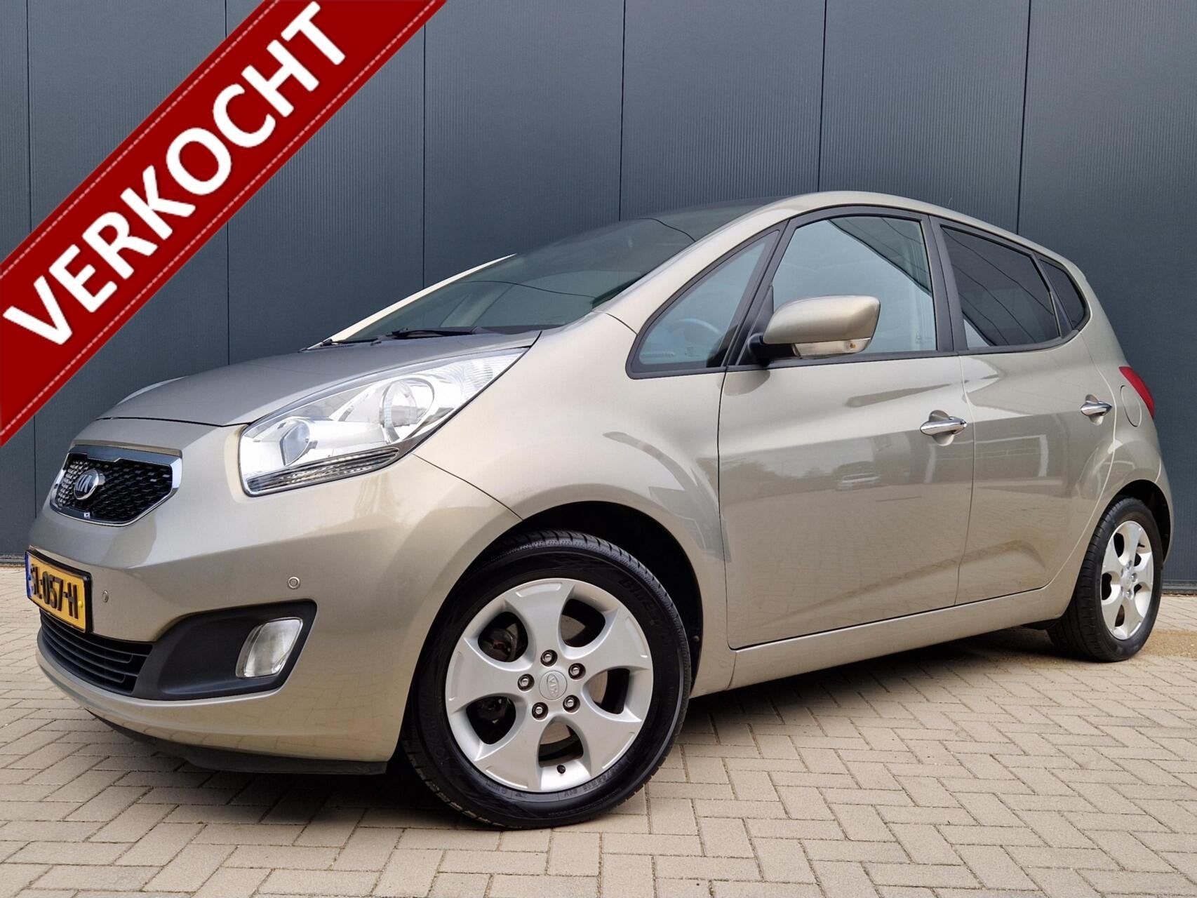 Kia Venga 1.6 CVVT CLIMATE | CAMERA | KEYLESS | STOELVERWARM, Auto's, Euro 5, Leder en Stof, Bedrijf, 550 kg