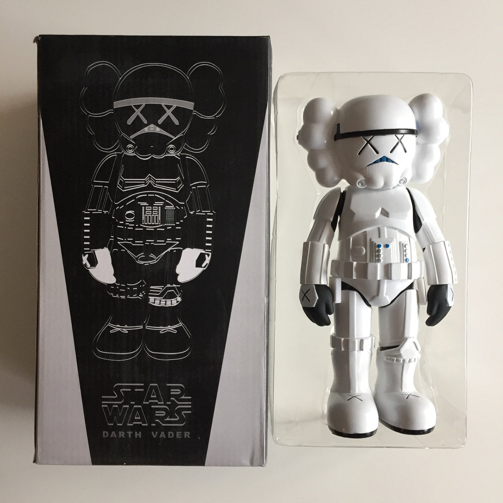 Kaws x star wars darth vader medicom toy poppetje figuur, Ophalen of Verzenden, Nieuw, Actiefiguurtje