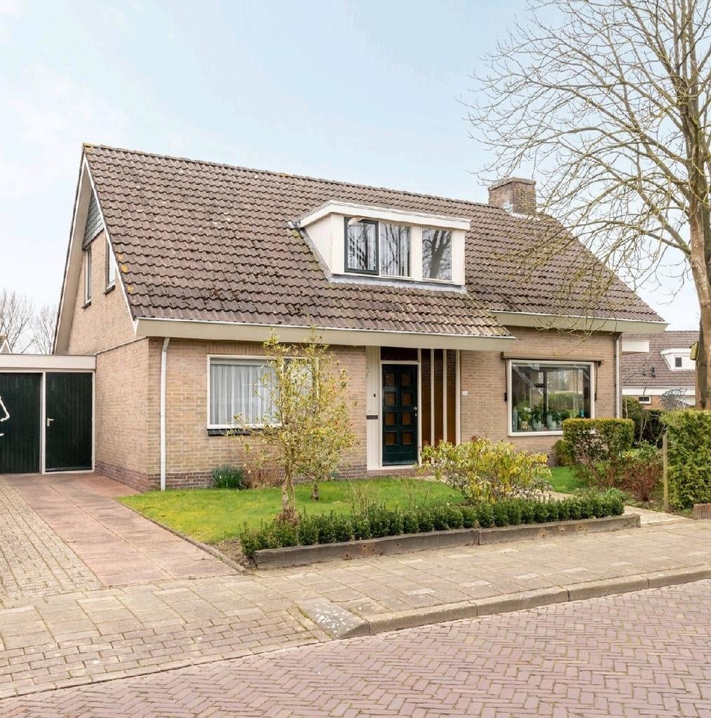 Dakpannen, gevelpannen en nokvorsten, Doe-het-zelf en Verbouw, Ophalen, Steen of Klei, 15 m² of meer, Dakpannen