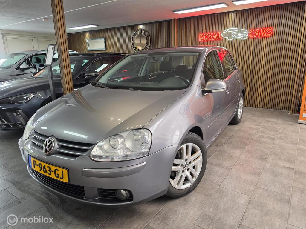 Volkswagen Golf 1.4 TSI Tour / Airco / Cruise Control/ Apk, Voorwielaandrijving, Elektrische ramen, Gebruikt, 4 cilinders