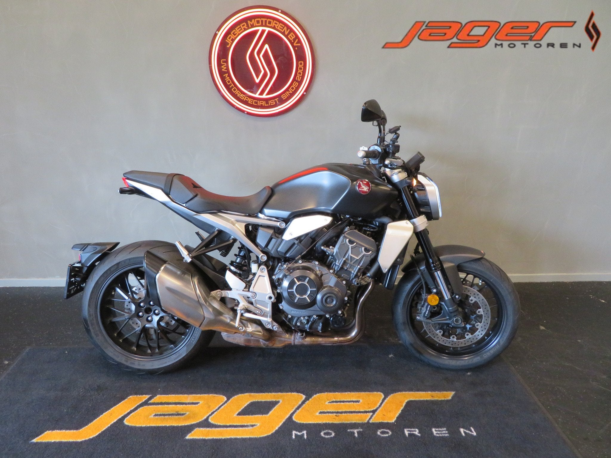 Honda CB 1000 R CB1000 HISTORIE PERFECT! (bj 2022), 998 cc, Naked bike, Gebruikt, Bedrijf