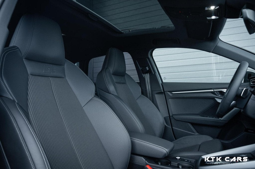 Audi A3 Sportback 35 TFSI S-Line edition|Pano|Sfeer|Sonos|Ca, Auto's, 1300 kg, 4 cilinders, Leder en Stof, Zwart